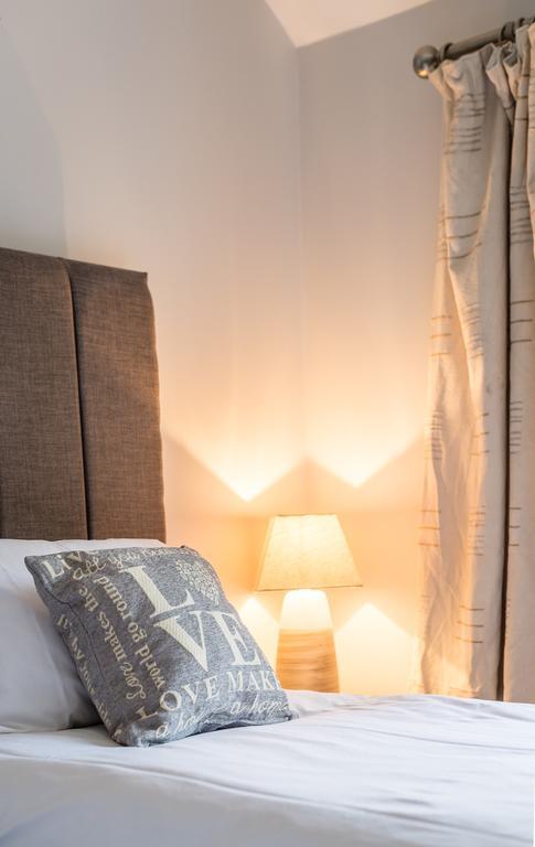 Newlyn House Apartment Christleton Exterior foto