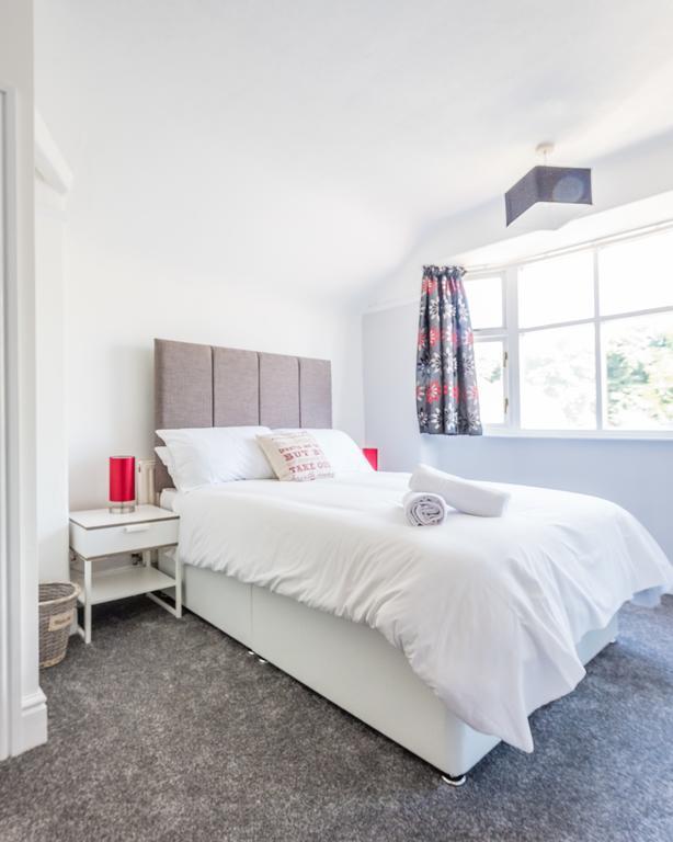 Newlyn House Apartment Christleton Exterior foto